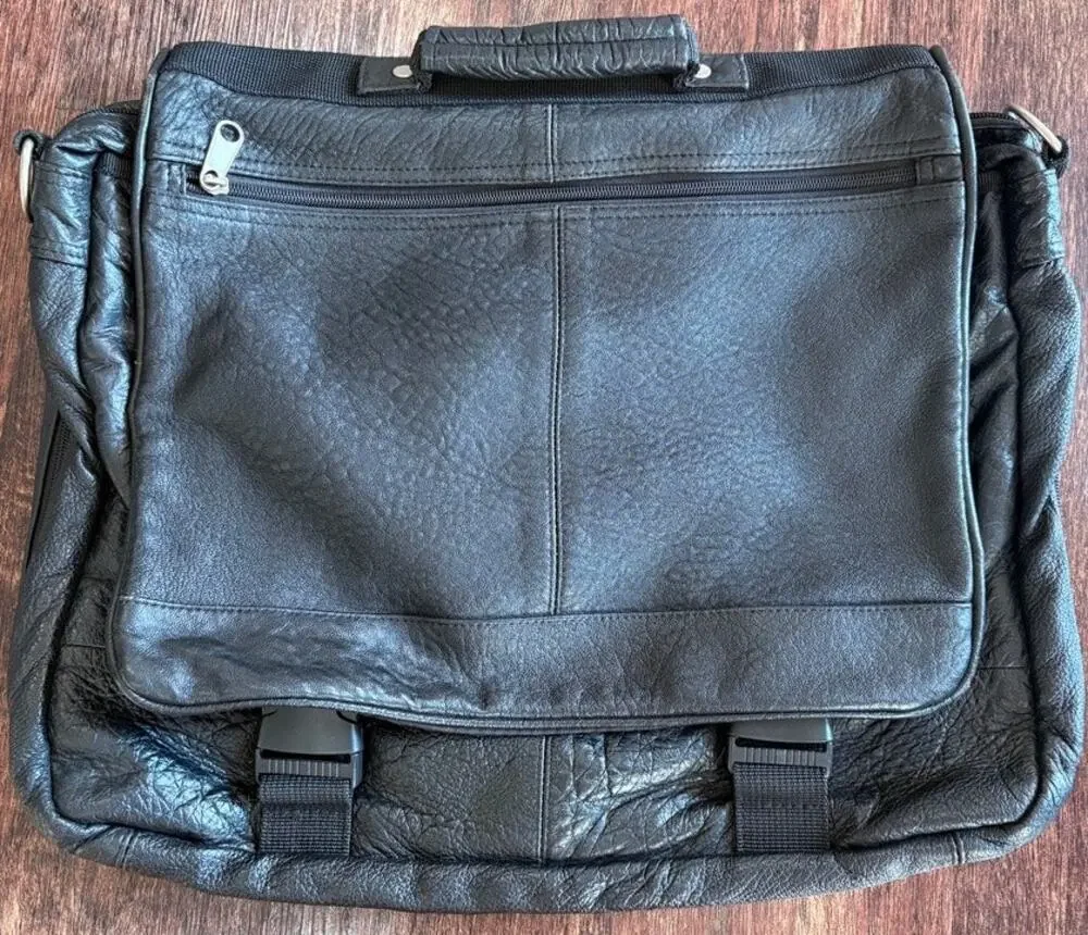 Wilsons Leather Black Messenger Bag Laptop Briefcase Satchel Work Bag